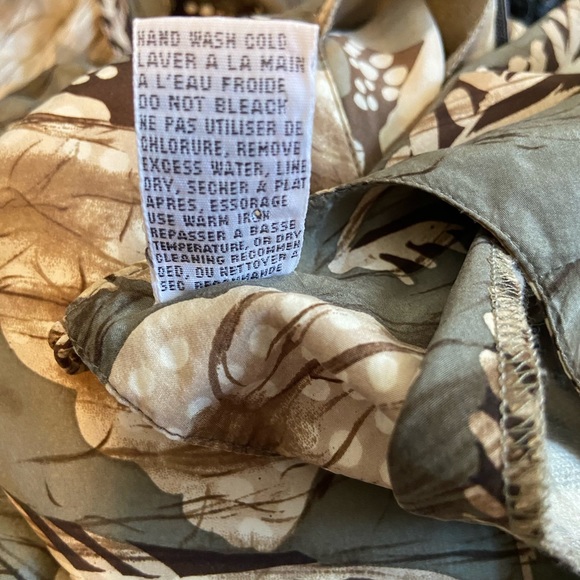 Vintage Galinda Wang 100% Silk Top Shirt Blouse Womens Medium Tropical Floral - Picture 5 of 9